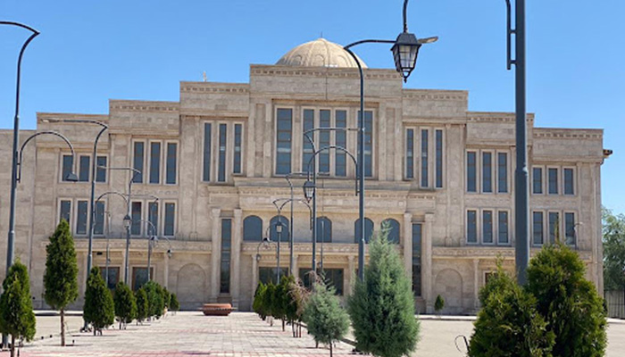 موج های آبی ارومیه